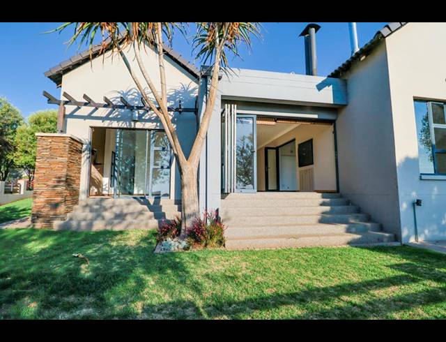 3 BEDROOM PROPERTY TO RENT IN COPPERLEAF ESTATE